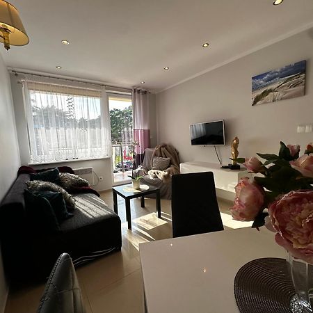 Amber Blue Mare Apartment Lukecin Phòng bức ảnh