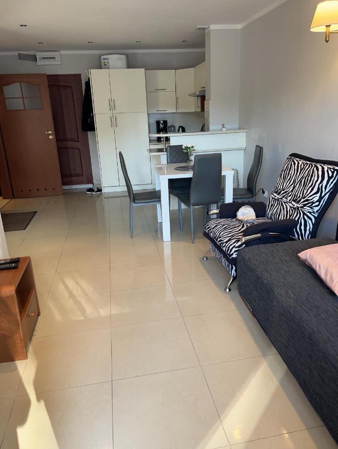Amber Blue Mare Apartment Lukecin Ngoại thất bức ảnh